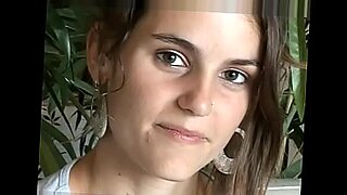 lesbian-vergin-trying-cook-for-the-first-time