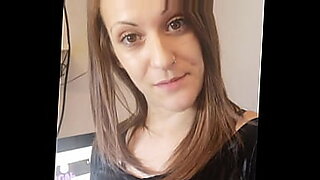 kotone-toa-japonais-teen-sexy-mom