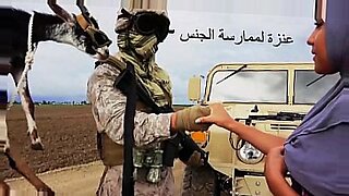 two-soldiers-on-durty