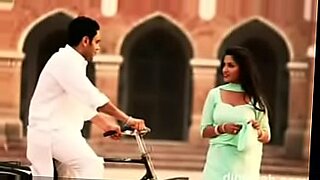 porn-hot-videos-zareen-khan-bikni-leak