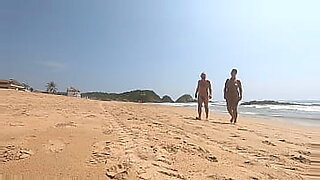 walking-throughout-mataderos-i-on-a-chorizo-but-im-vegan