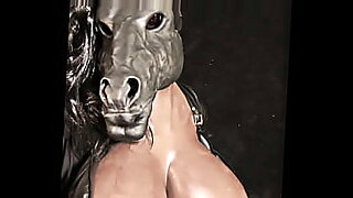 iniyot-si-komare-habang-wala-si-pare