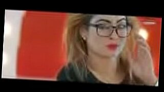 খোলা-মেলা-গোসল-মেয়েদের