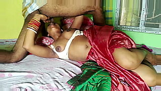 ইন্ডিয়া-ভাবির-সাথে-3xx