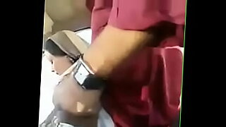 japanese-father-in-law-eating-pussy