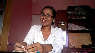 நடிகை-சிம்ரனின்-ச-வீடியோ