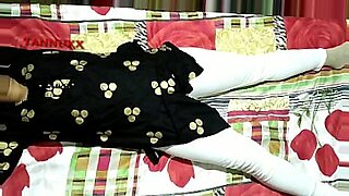 سكس-مع-زوجه-ابيه-المربربه