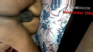 स्कुल-लड़की-के-साथ-हिन्दी