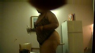 the-cleaner-makes-the-bed-without-underwear-ill-have-to-fill-her-pussy-with-cum