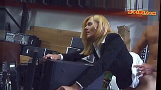 vloger-girl-fuck-for-content-video