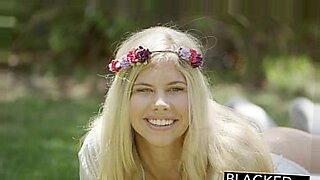 belgium-village-teenager-girl