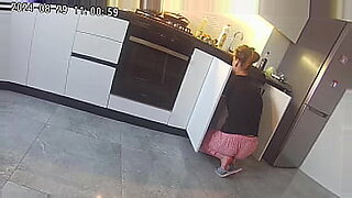 فیلم-سکسی-حشری-سینه-خور