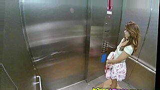 katya-santos-bold-com