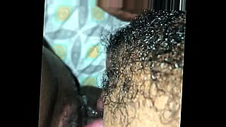 female-truck-driver-loves-to-nut