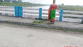 in-pink-saree