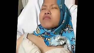 guru-bokeh-murit-saat-megajar-di-kelas-saat-mata-pelajaran-di-mulai