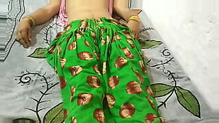 छोटे-लड़का-से-चुदवाइ-dese