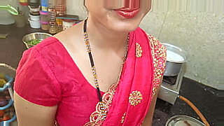 hindi-audio-sucking-mms