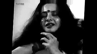 bollywood actress kareena kapoor saif suhagraat video