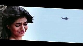 13سالہ-چھوٹی-بہن-کی-ساتھ-رومینس