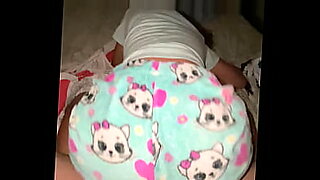 venezolana-borracha-le-encanta-chupar-pene-pack-latino