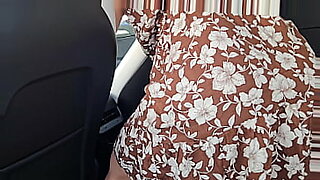 فتاة-صينية-وحيدة-تستمني