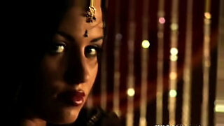 seducing-straight-girl-from-darcie-dolce