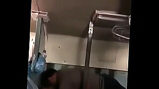 hardcore-sex-in-a-train