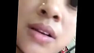 hot-bhabi-big-tides-home-alone