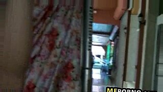 বাবা-তার-ভারযিন-মেয়ের-সা