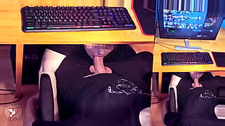 when-you-mom-finds-you-fucking-your-sister