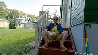 valentinoboy-fucks-romeo-twink-by-the-pool