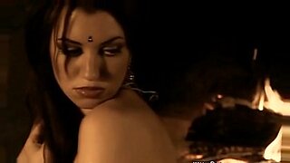 india-schools-gril-room-fak-hard-frind