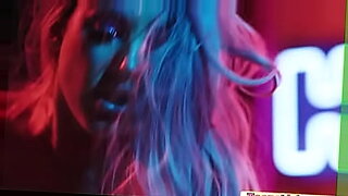 massage-turned-to-lesbian