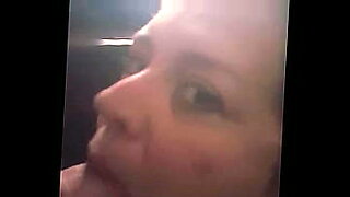 she-licks-stranger-ass-for-money