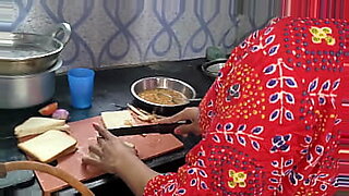telugu couple sex in home kitchen with loud moan in saree