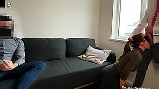 office-secrectery-boss-eating-pussy-in-cabin