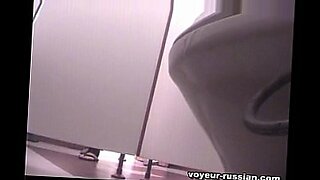 japanese teen vibrator voyeur