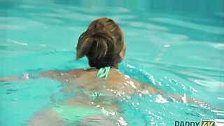 girl masturbates in public swimming pool