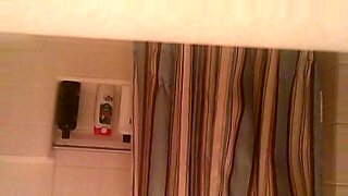 hidden-camera-toilet-spy-at-work