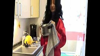 bollywood-heroine-full-nude-video-viral