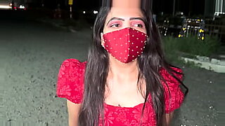 he-mede-me-squirt-in-private-video-room