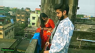 aayushi-jaiswal-chudayi-barkha-bhabhi-webseries
