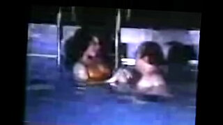 paes-julian-fucking-in-the-pool