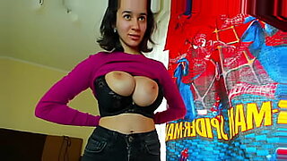 lesbian-fucking-without-using-hands