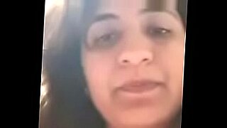 une-fille-et-trois-garcons-xxxl-porno