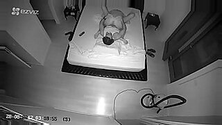 pissing-in-side-pussy