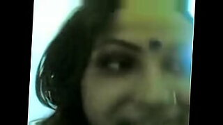 he-enjoyed-sex-with-his-step-mother-while-his-wife-is-seeing-in-the-same-bed