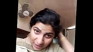 new-married-first-time-sex