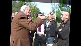 twiking-in-front-of-dad